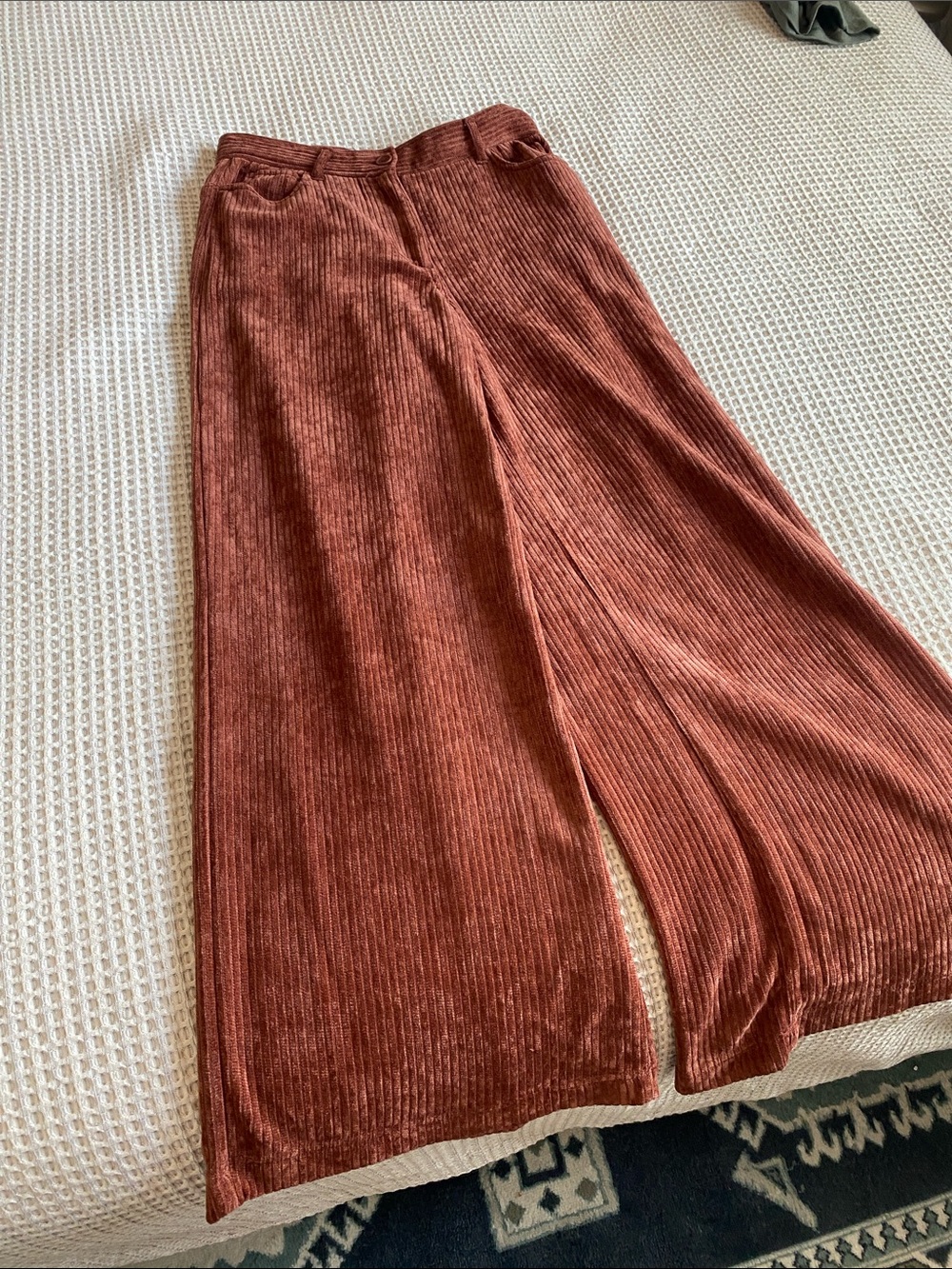 Wide-Leg Velvet Ribbed Pants - Rust